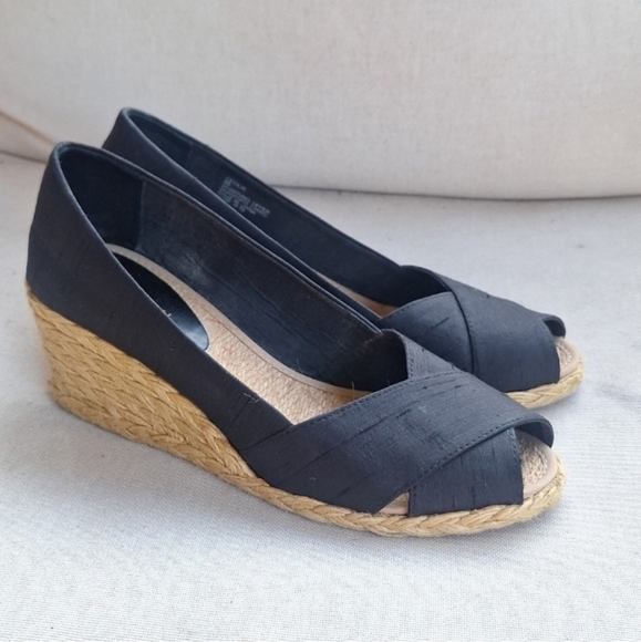 LAUREN Ralph Lauren Women's Black Wedge Espadrilles - Picture 3 of 7
